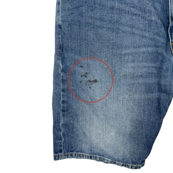 Levi’s 505 Regular Fit Jean Shorts Denim Jorts FLAW Medium Wash Mens 36 - Picture 3 of 7